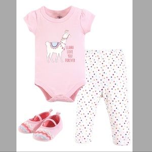 Little Treasure / Old Navy  Llama Set infant 3m